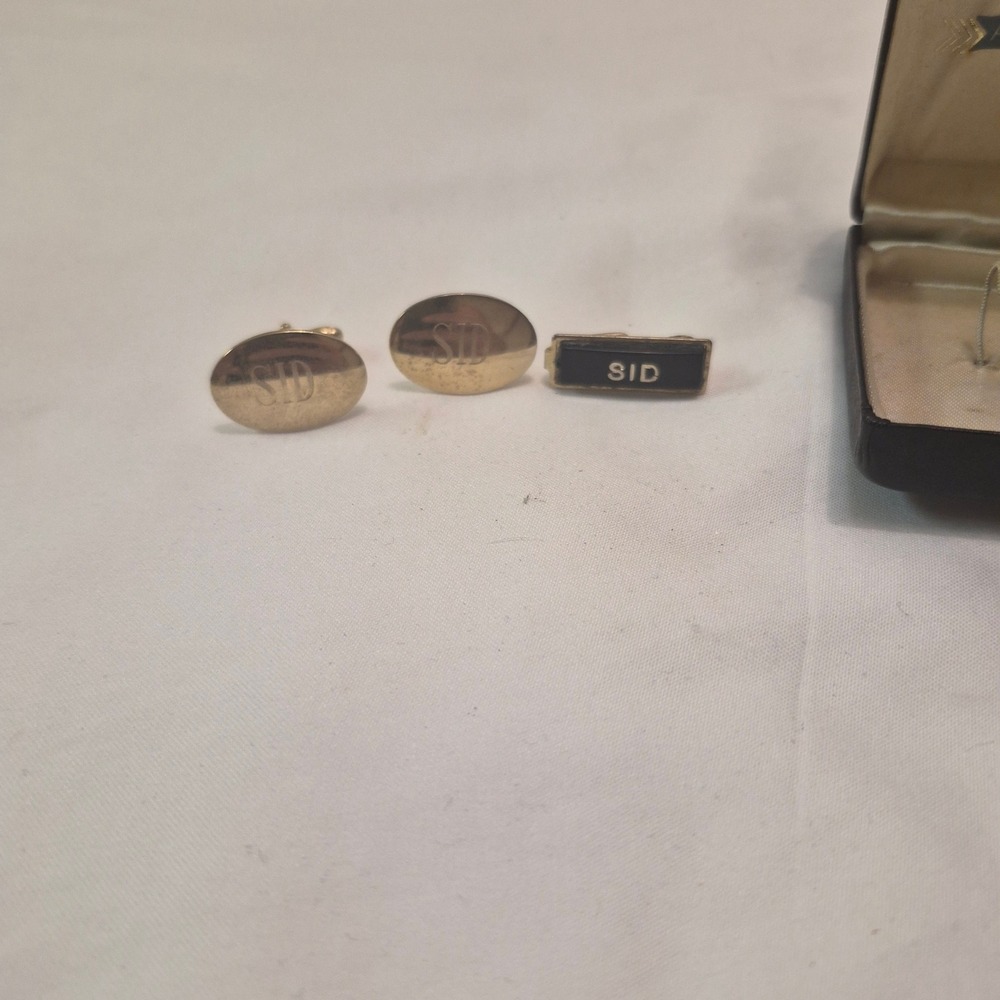 Vintage Anson Gold Tone SID Monogram Cufflinks and Tie Clip Set with Box